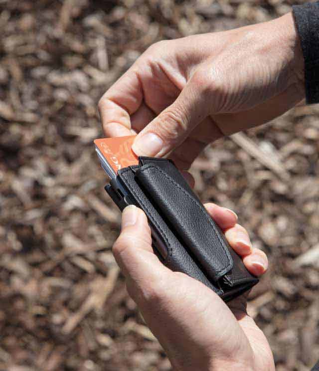OTACI - c-secure PU RFID Card Holder & Wallet Black